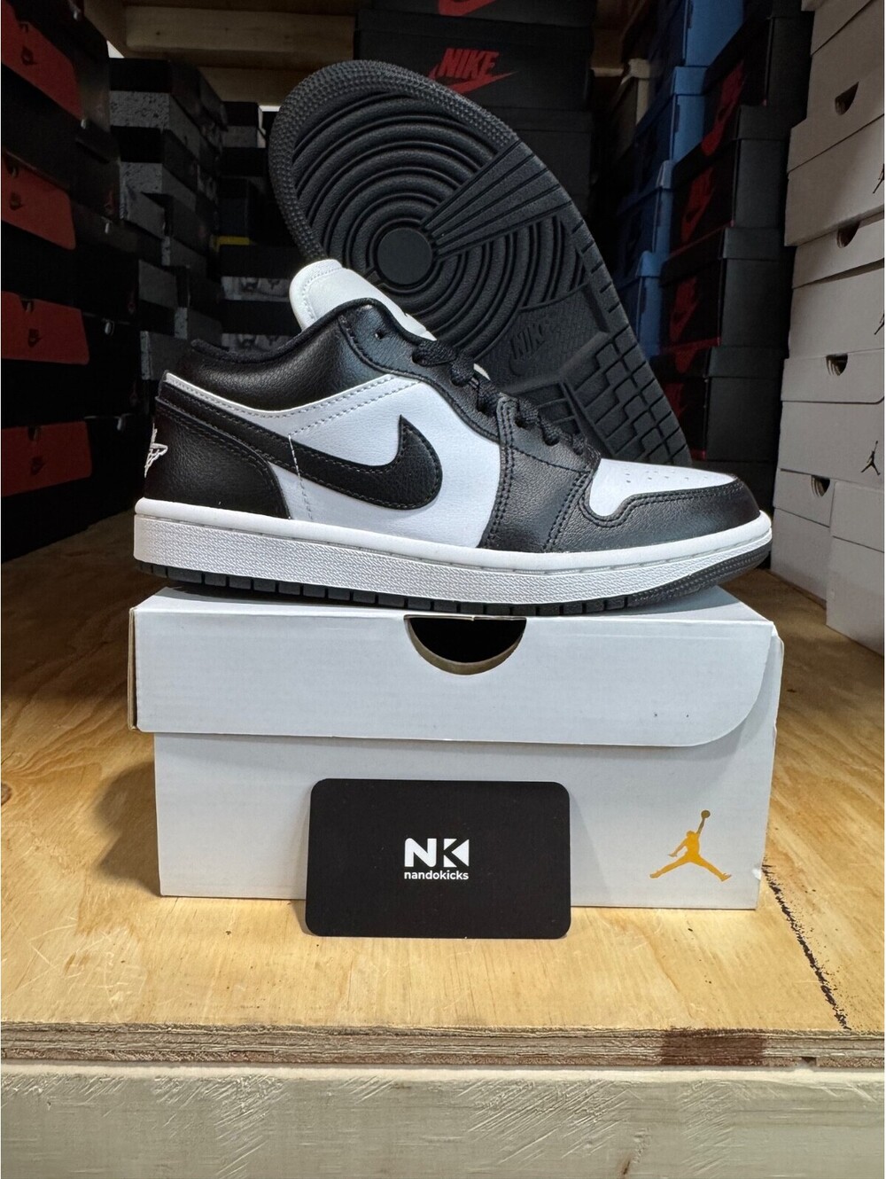 Nike Air Jordan 1 Low 'Panda' WMNS DC0774-101 SIZE 9W